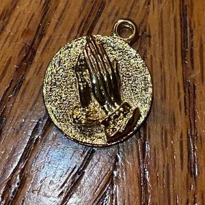 Vintage Custom Craft praying hands charm